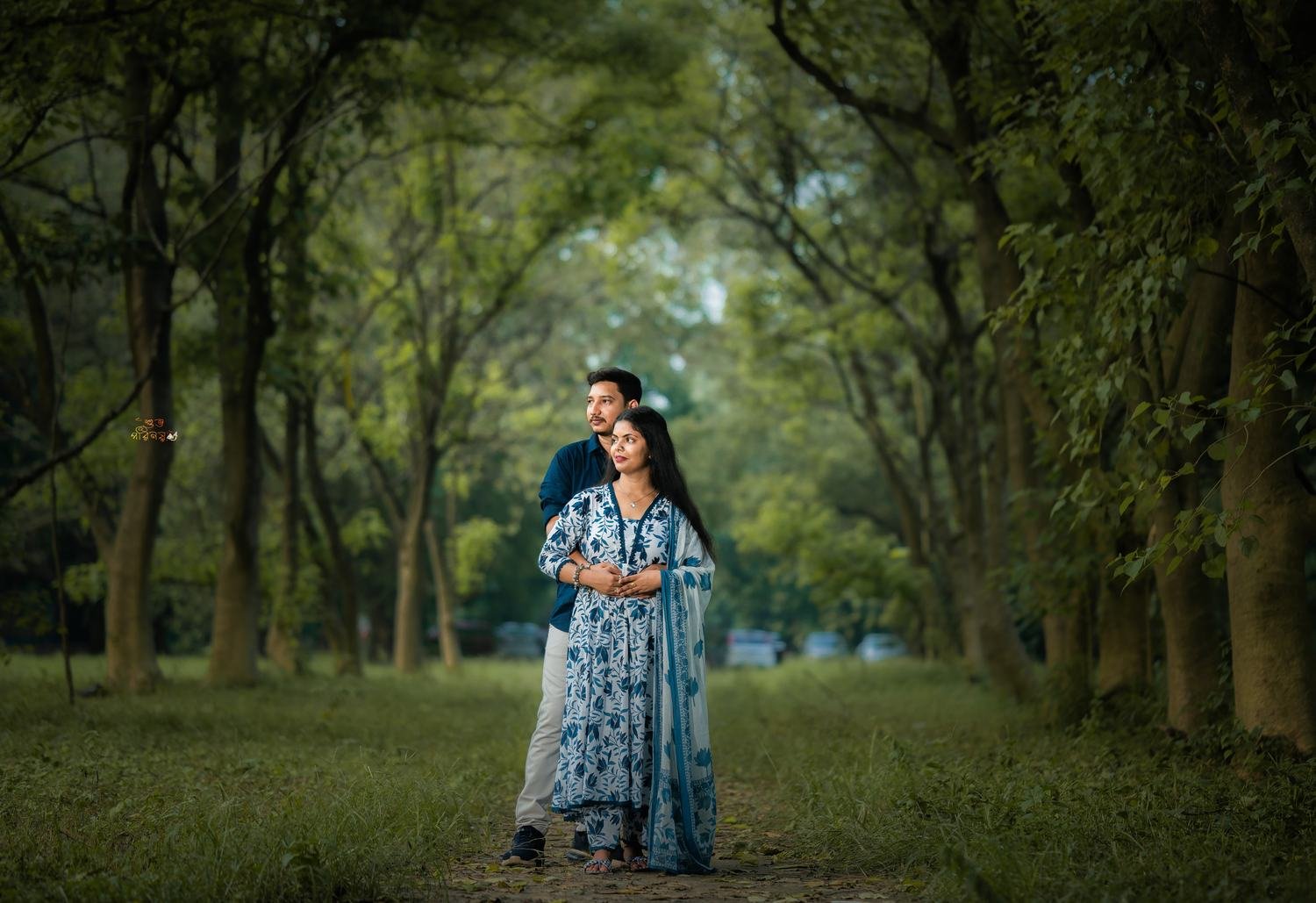 Between rituals, Bengali wedding photography by Subho Parinay