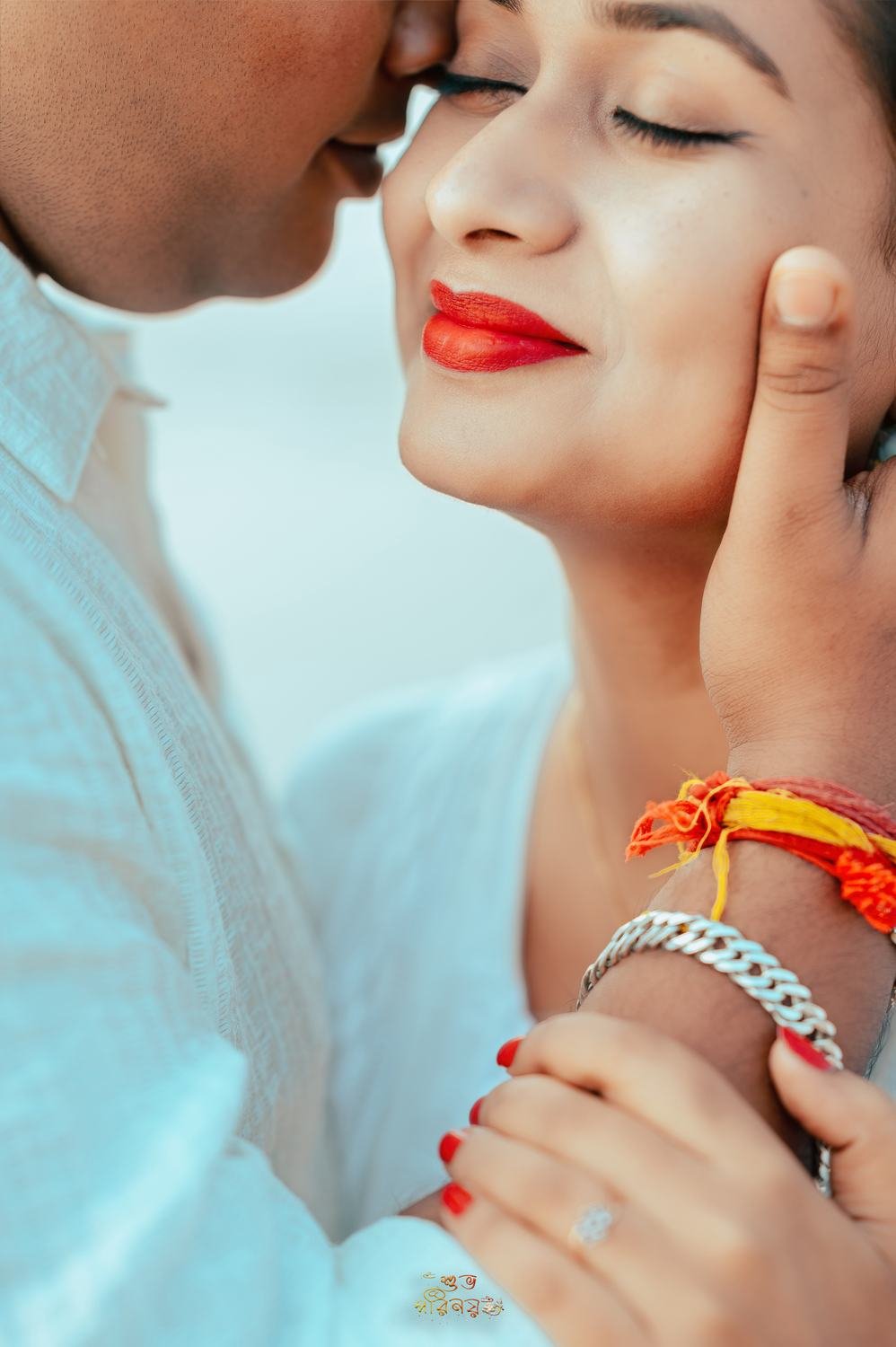 Marigolds and morning light, Bengali wedding photography by Subho Parinay